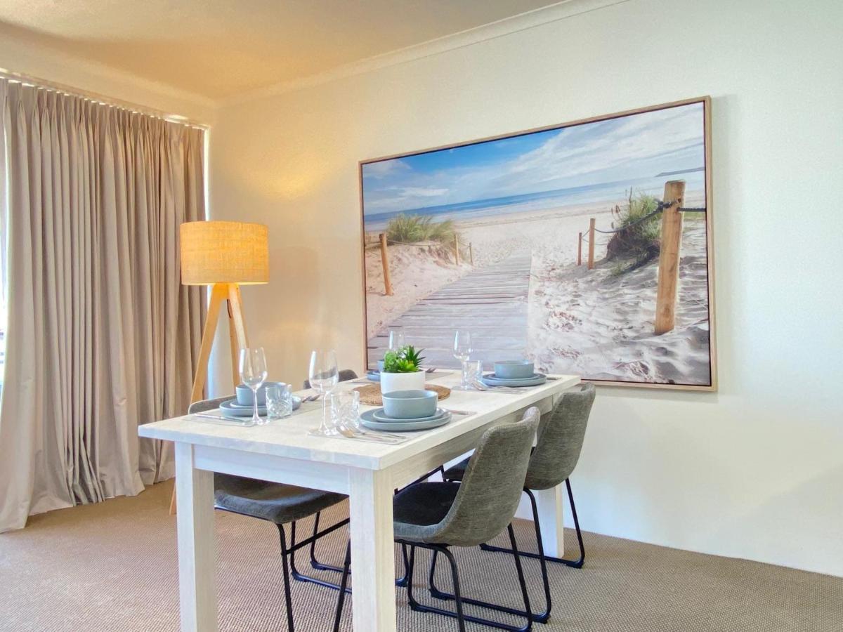 The Astor Apartments Brisbane Bagian luar foto