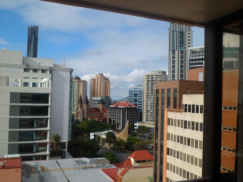 The Astor Apartments Brisbane Bagian luar foto