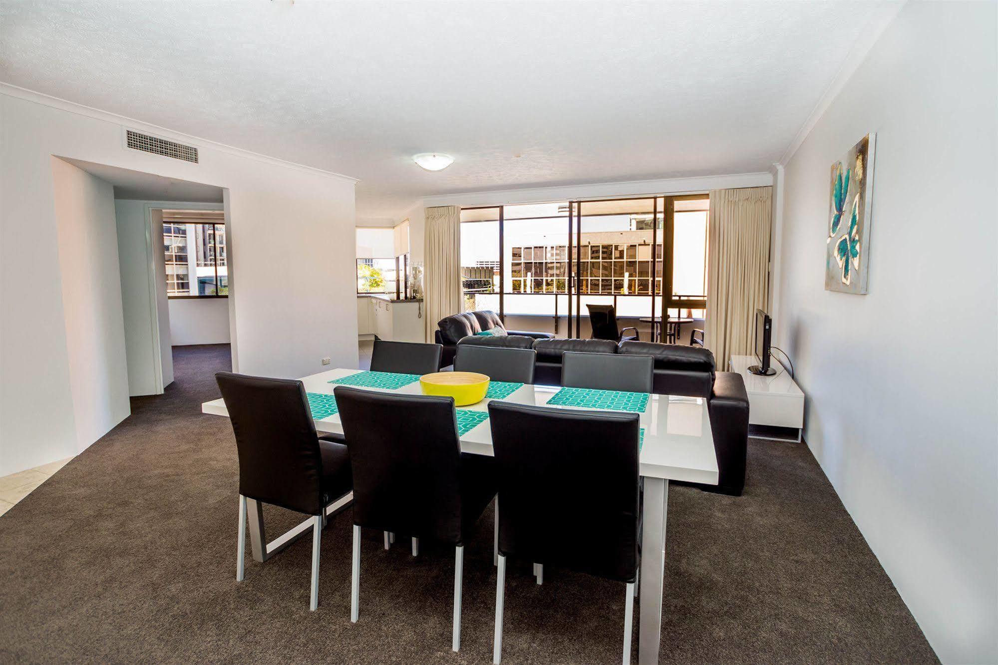 The Astor Apartments Brisbane Bagian luar foto