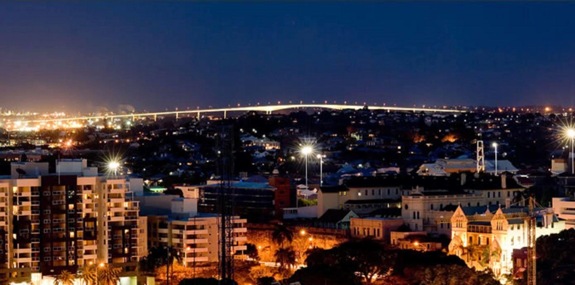 The Astor Apartments Brisbane Bagian luar foto